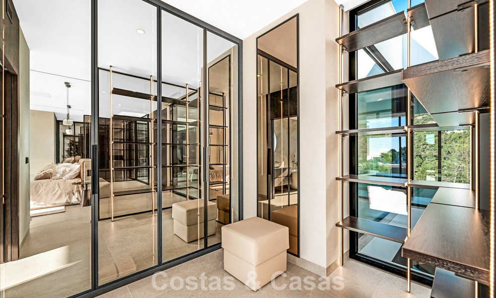 Geavanceerde designervilla met prachtig zeezicht te koop in El Madroñal, Benahavis - Marbella 796849