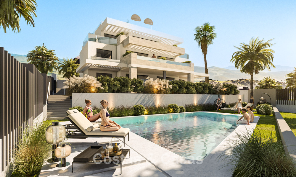 Nieuw op de markt. Stijlvolle boutique appartementen te koop op loopafstand van het strand met zeezicht in West Estepona 775436