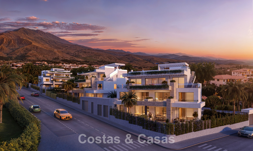 Nieuw op de markt. Stijlvolle boutique appartementen te koop op loopafstand van het strand met zeezicht in West Estepona 775438
