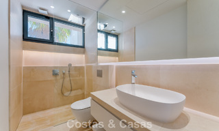 Geavanceerde luxevilla te koop in een exclusieve gated community op Marbella’s prestigieuze Golden Mile 775575 