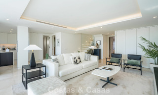 Luxueus gerenoveerd duplex penthouse te koop, in Puente Romano op de Golden Mile van Marbella 775593 