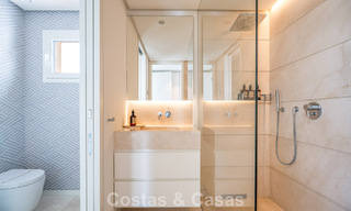 Luxueus gerenoveerd duplex penthouse te koop, in Puente Romano op de Golden Mile van Marbella 775599 