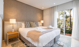 Luxueus gerenoveerd duplex penthouse te koop, in Puente Romano op de Golden Mile van Marbella 775600 