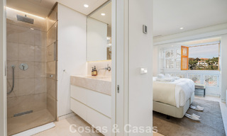 Luxueus gerenoveerd duplex penthouse te koop, in Puente Romano op de Golden Mile van Marbella 775605 