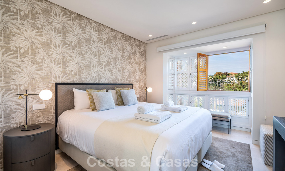 Luxueus gerenoveerd duplex penthouse te koop, in Puente Romano op de Golden Mile van Marbella 775606