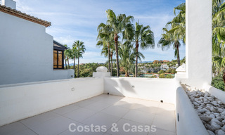 Luxueus gerenoveerd duplex penthouse te koop, in Puente Romano op de Golden Mile van Marbella 775614 