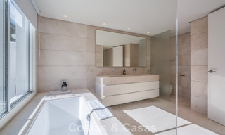 Luxueus gerenoveerd duplex penthouse te koop, in Puente Romano op de Golden Mile van Marbella 775617 