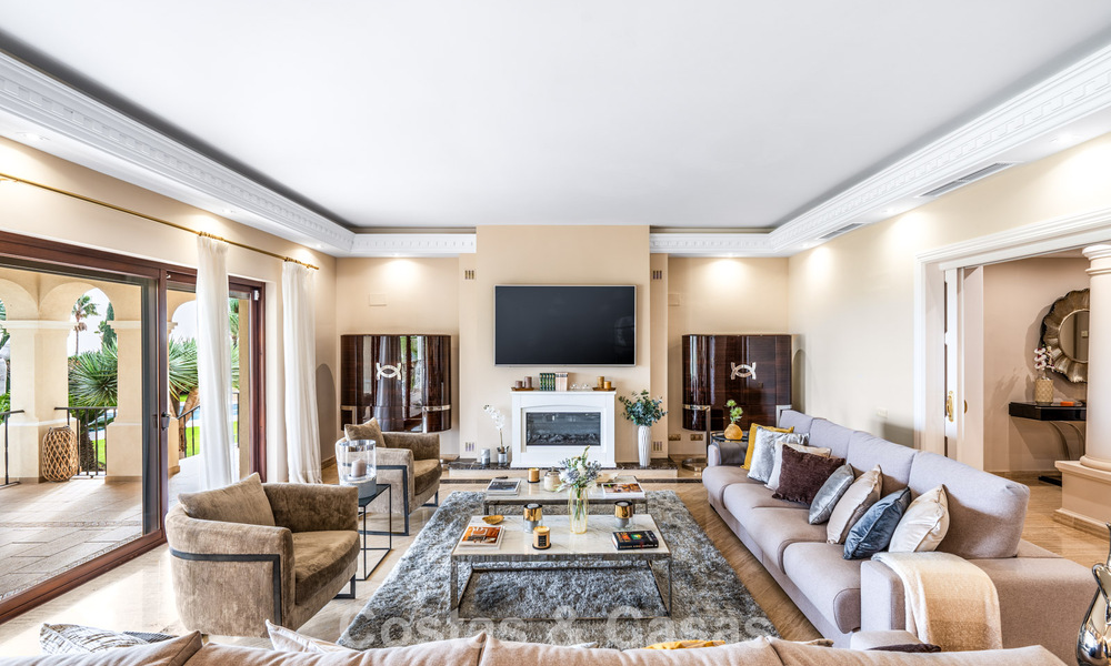 Royale Mediterrane luxevilla met veel slaapkamers en spectaculaire vergezichten te koop in Benahavis - Marbella 775662