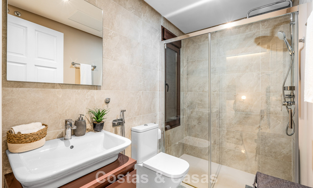 Royale Mediterrane luxevilla met veel slaapkamers en spectaculaire vergezichten te koop in Benahavis - Marbella 775666