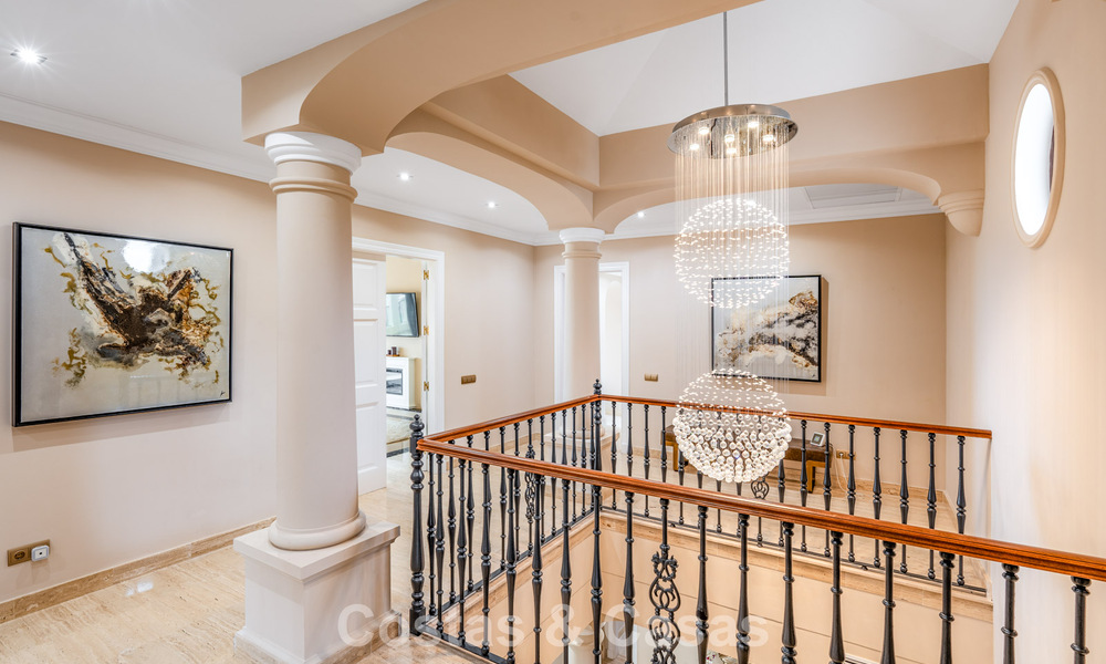 Royale Mediterrane luxevilla met veel slaapkamers en spectaculaire vergezichten te koop in Benahavis - Marbella 775671