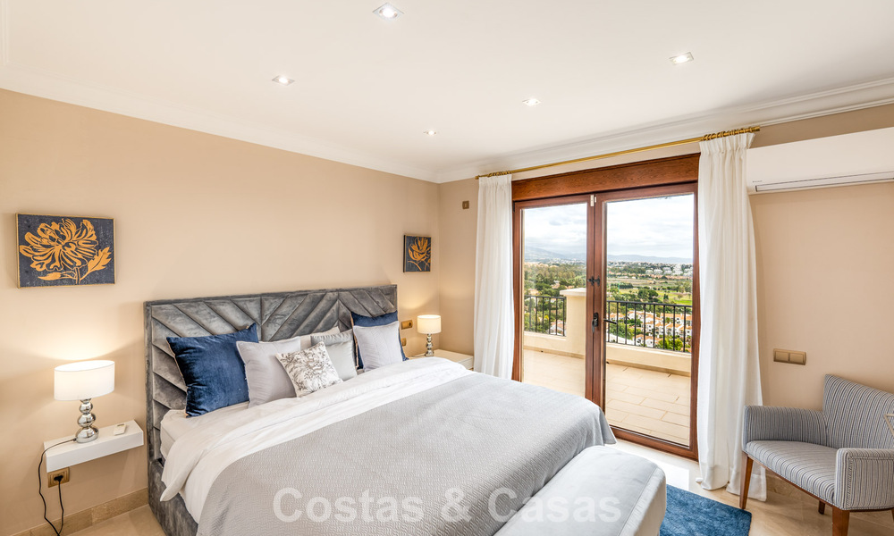 Royale Mediterrane luxevilla met veel slaapkamers en spectaculaire vergezichten te koop in Benahavis - Marbella 775681