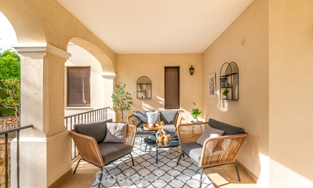 Royale Mediterrane luxevilla met veel slaapkamers en spectaculaire vergezichten te koop in Benahavis - Marbella 775700