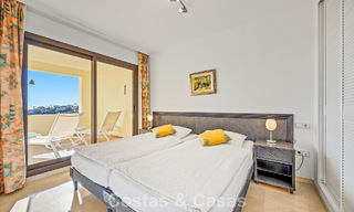 Instapklaar, ruim 3-slaapkamer appartement te koop omringd door golfbanen in Benahavis - Marbella 775717 