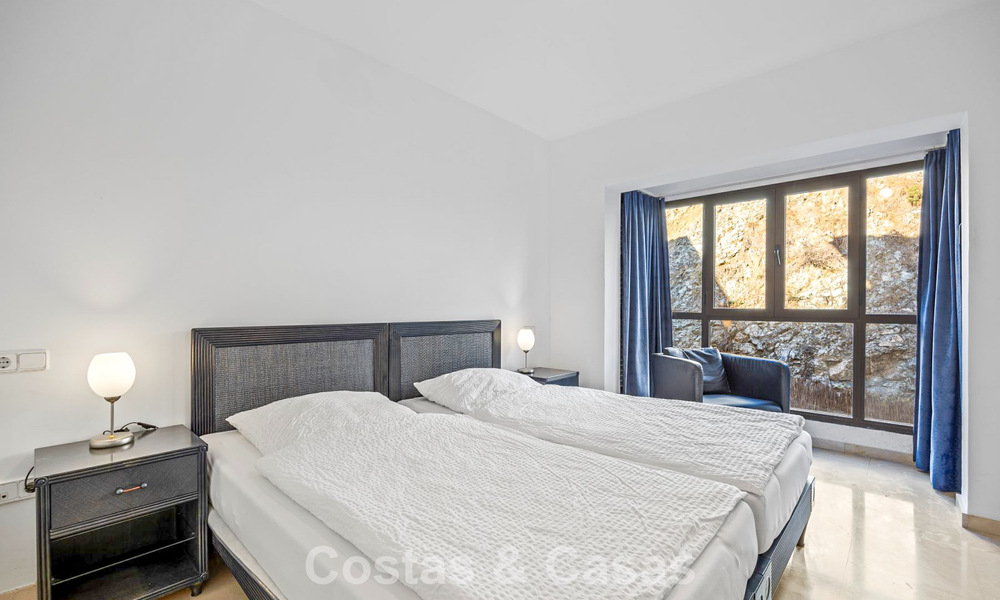 Instapklaar, ruim 3-slaapkamer appartement te koop omringd door golfbanen in Benahavis - Marbella 775719