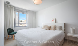 Beachside, eigentijds penthouse met groot solarium te koop in een modern complex in San Pedro, Marbella 775785 