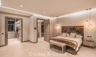 Modernistische luxevilla met zeezicht te koop in de exclusieve en beveiligde omgeving van El Madroñal, Marbella - Benahavis 775886 