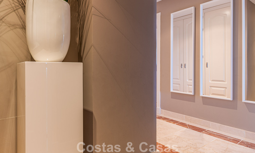 Schitterend penthouse met panoramische uitzichten te koop in een gated complex van Marbella - Benahavis 775862