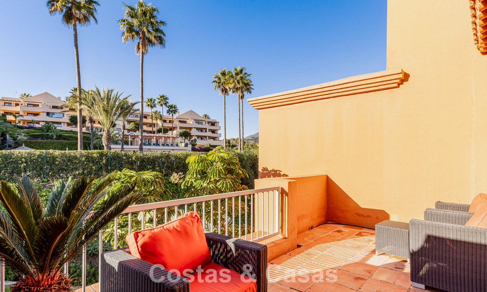 Schitterend penthouse met panoramische uitzichten te koop in een gated complex van Marbella - Benahavis 775866