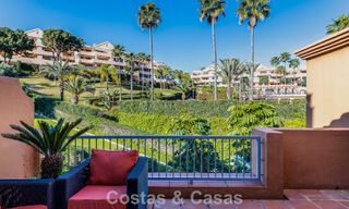 Schitterend penthouse met panoramische uitzichten te koop in een gated complex van Marbella - Benahavis 775878 