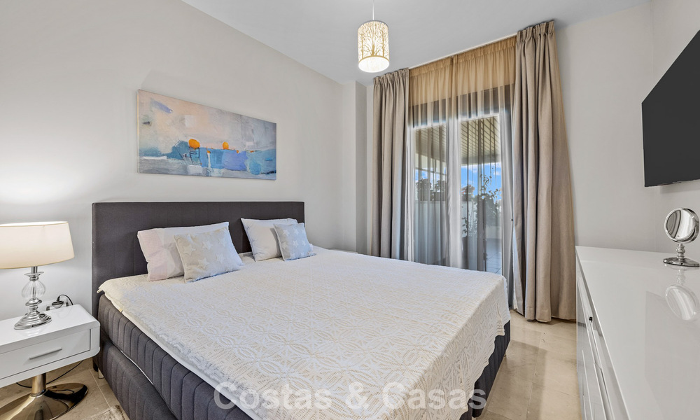 Luxe appartement te koop in het vooraanstaand 5* Los Flamingos Golfresort op de New Golden Mile, Marbella - Benahavis 776119