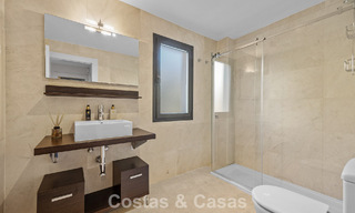 Luxe appartement te koop in het vooraanstaand 5* Los Flamingos Golfresort op de New Golden Mile, Marbella - Benahavis 776120 