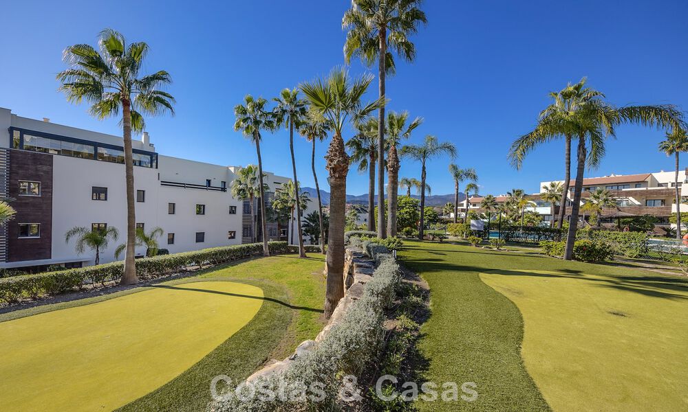 Luxe appartement te koop in het vooraanstaand 5* Los Flamingos Golfresort op de New Golden Mile, Marbella - Benahavis 776136