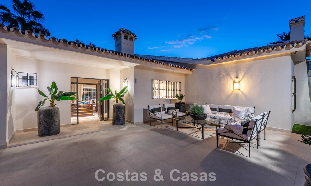 Instapklare luxevilla met een moderne mediterrane bouwstijl te koop in Nueva Andalucia’s golfvallei, Marbella 776262