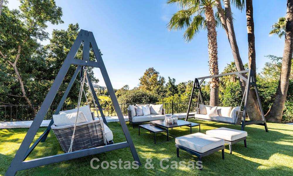 Instapklare luxevilla met een moderne mediterrane bouwstijl te koop in Nueva Andalucia’s golfvallei, Marbella 776271