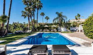 Instapklare luxevilla met een moderne mediterrane bouwstijl te koop in Nueva Andalucia’s golfvallei, Marbella 776276 