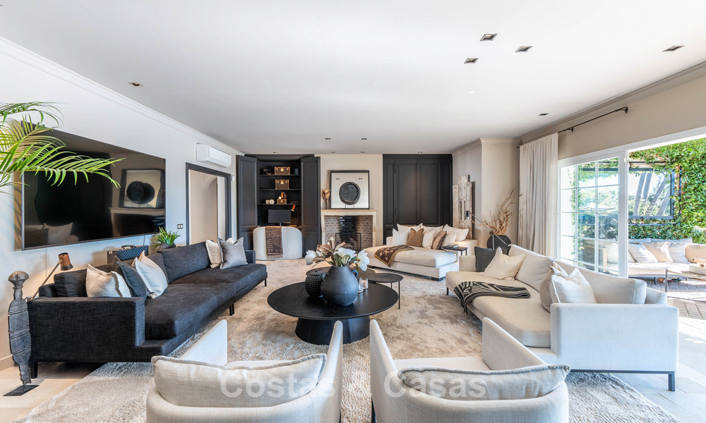 Instapklare luxevilla met een moderne mediterrane bouwstijl te koop in Nueva Andalucia’s golfvallei, Marbella 776302