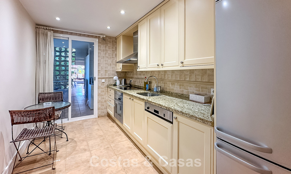 Beachside, begane grond appartement te koop op wandelafstand van het strand en Puerto Banus, Marbella 776340