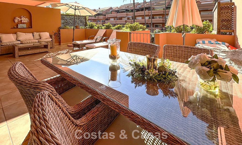 Beachside, begane grond appartement te koop op wandelafstand van het strand en Puerto Banus, Marbella 776360