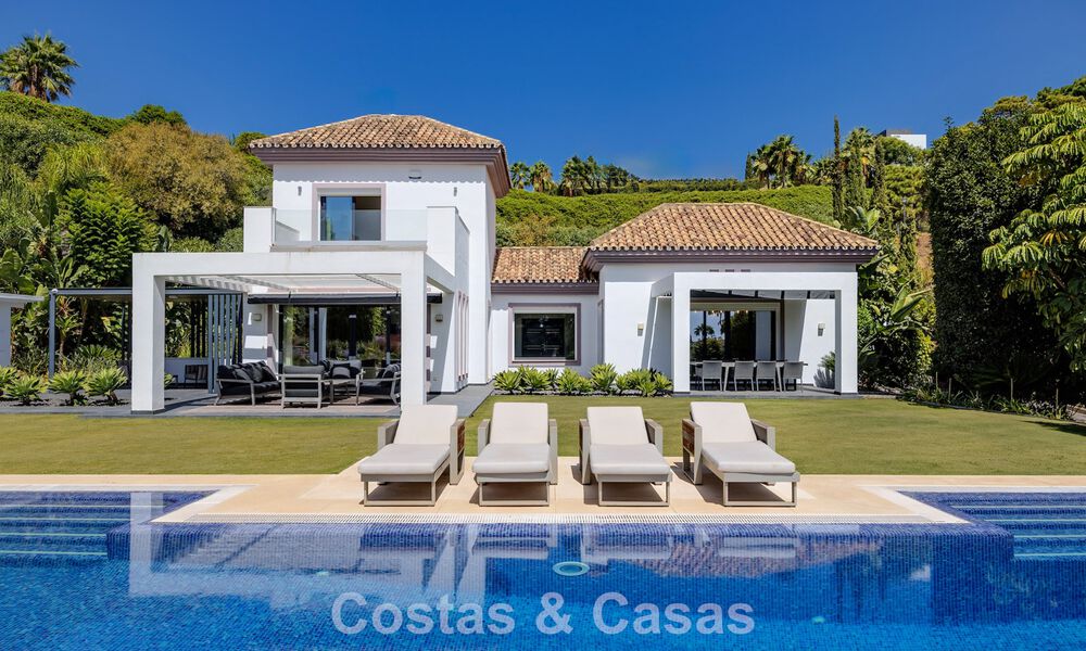 Luxueuze villa in mediterrane stijl te koop in een gated community omgeven door natuur in Marbella - Benahavis 805693