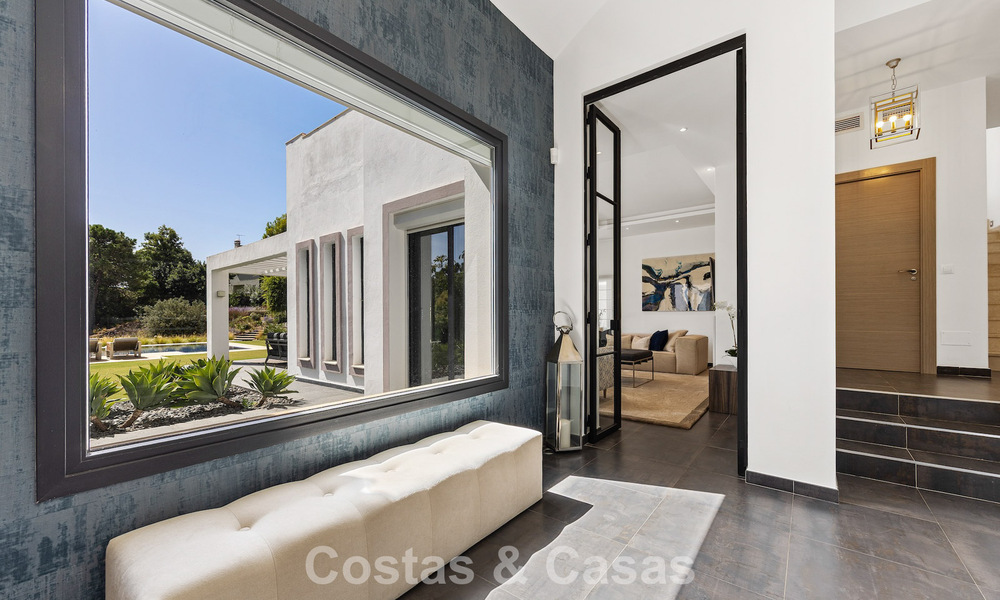 Luxueuze villa in mediterrane stijl te koop in een gated community omgeven door natuur in Marbella - Benahavis 805717