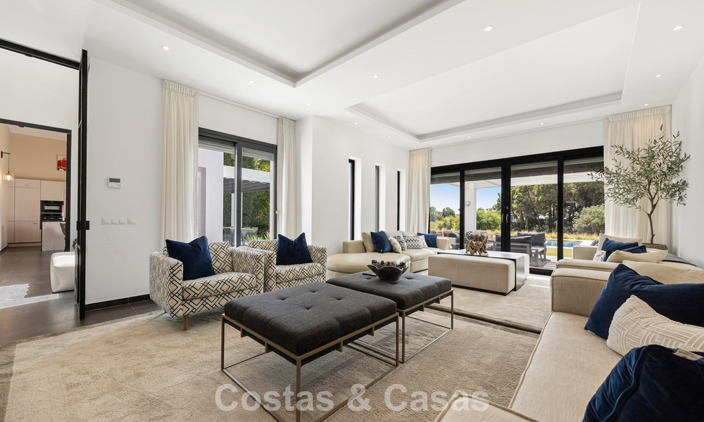 Luxueuze villa in mediterrane stijl te koop in een gated community omgeven door natuur in Marbella - Benahavis 805718