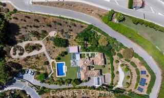 Luxueuze villa in mediterrane stijl te koop in een gated community omgeven door natuur in Marbella - Benahavis 805735 