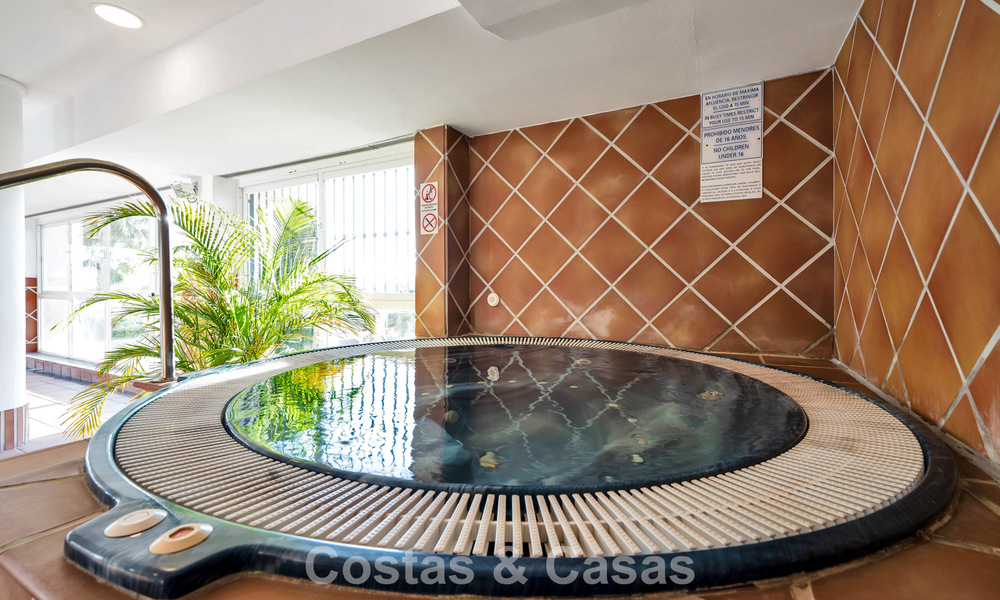 Luxueus begane grond appartement te koop, gelegen aan de New Golden Mile tussen Marbella en Estepona 776545