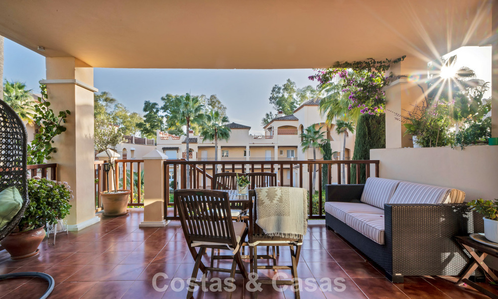 Luxueus begane grond appartement te koop, gelegen aan de New Golden Mile tussen Marbella en Estepona 776583