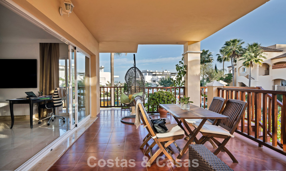 Luxueus begane grond appartement te koop, gelegen aan de New Golden Mile tussen Marbella en Estepona 776585