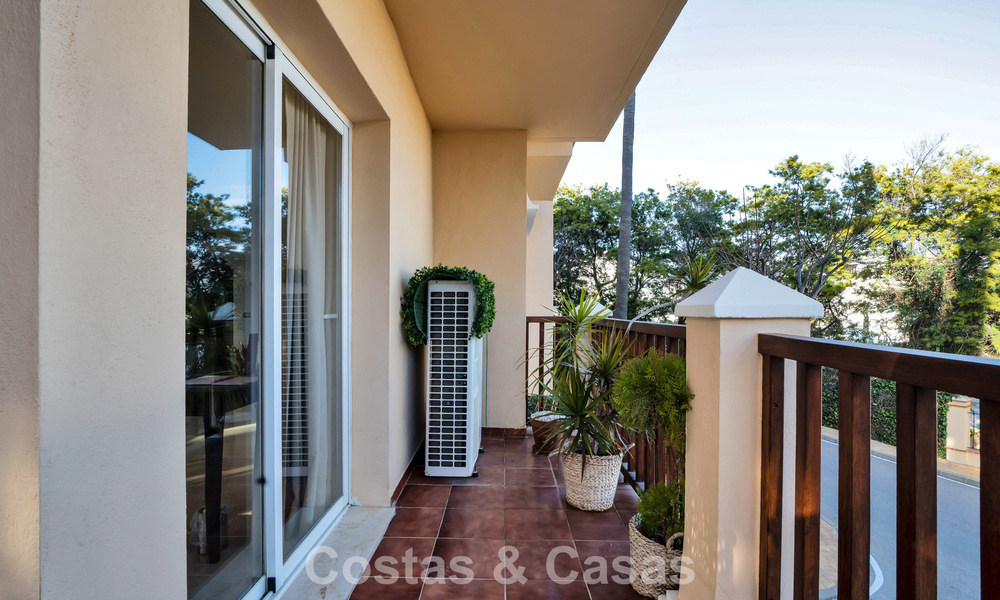 Luxueus begane grond appartement te koop, gelegen aan de New Golden Mile tussen Marbella en Estepona 776590