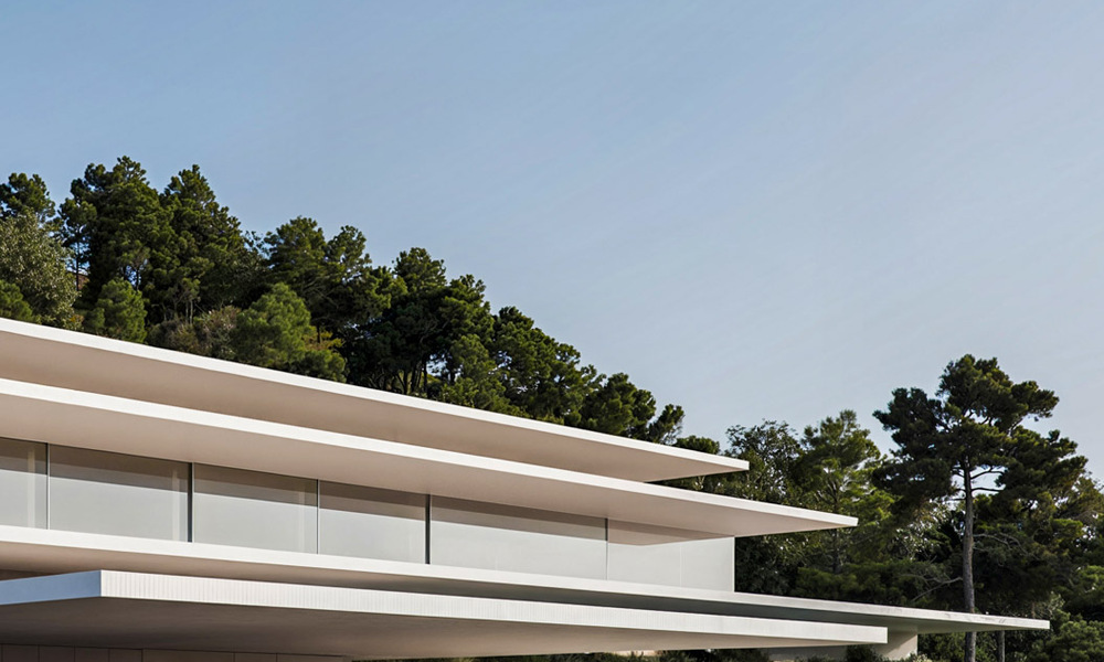 Spectaculair meesterwerk met futuristisch ontwerp te koop, in een permanent bewaakte gemeenschap van Sotogrande, Costa del Sol 776670