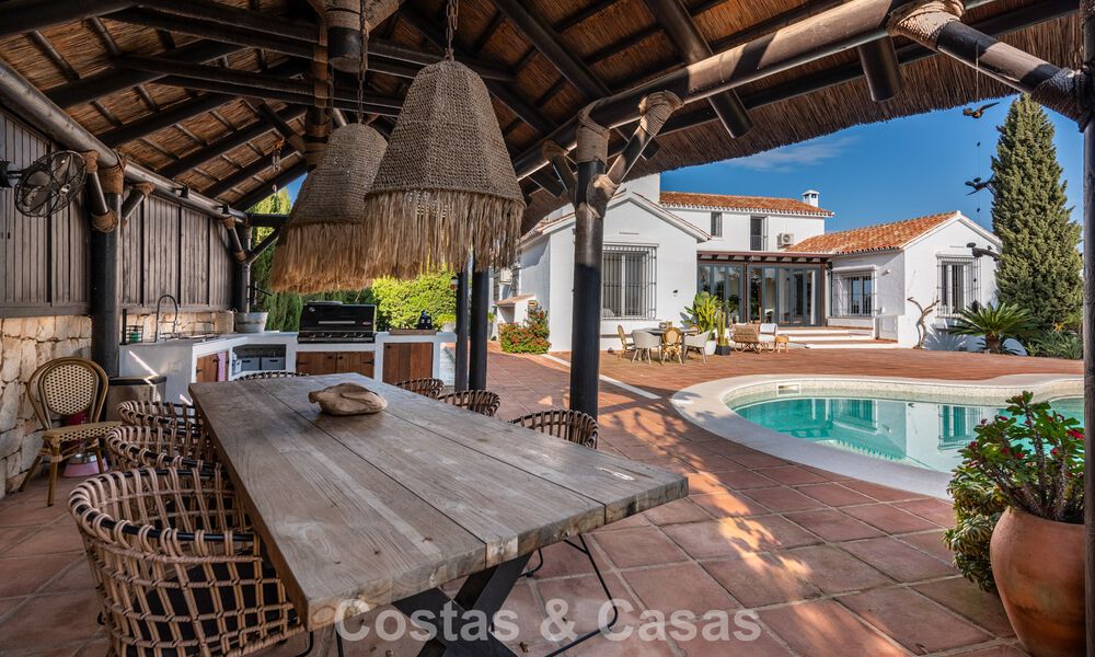 Spaanse hacienda stijl villa met spectaculaire vergezichten te koop in een natuurlijke setting ten oosten van Marbella centrum 776913