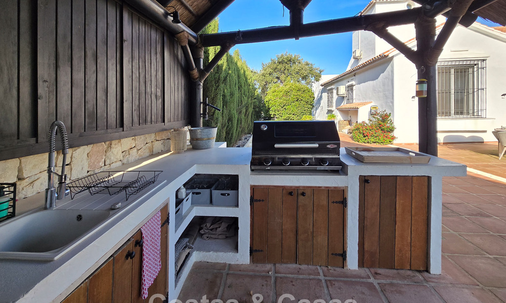 Spaanse hacienda stijl villa met spectaculaire vergezichten te koop in een natuurlijke setting ten oosten van Marbella centrum 776924