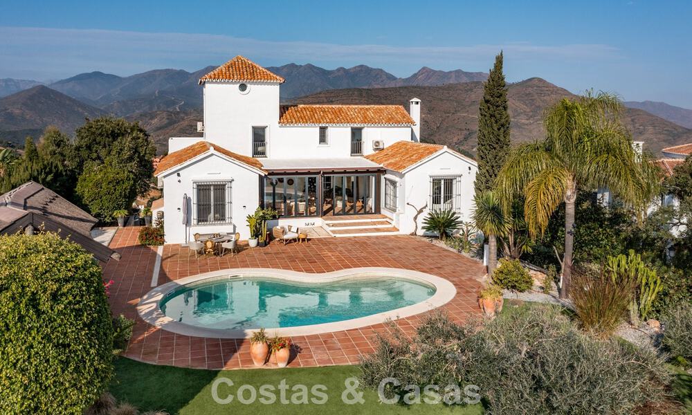 Spaanse hacienda stijl villa met spectaculaire vergezichten te koop in een natuurlijke setting ten oosten van Marbella centrum 776928
