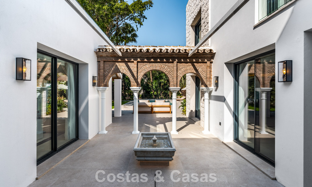 Eigentijds Andalusische luxevilla te koop omgeven door golfbanen in Nueva Andalucia, Marbella 776943