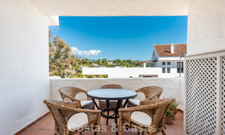 Duplex penthouse te koop op loopafstand van alle voorzieningen en Puerto Banus in Nueva Andalucia, Marbella 777359 