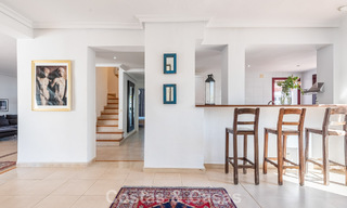 Duplex penthouse te koop op loopafstand van alle voorzieningen en Puerto Banus in Nueva Andalucia, Marbella 777363 