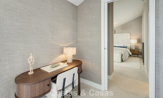 Instapklaar duplex penthouse te koop in een 24-uur beveiligde urbanisatie op Marbella’s Golden Mile 777120 