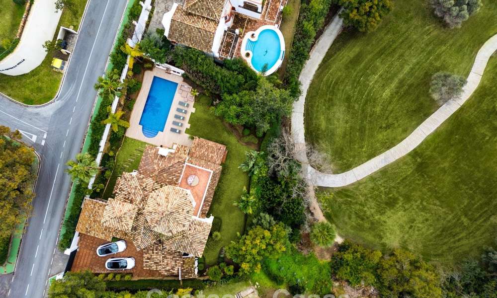 Instapklare luxevilla te koop grenzend aan een eersteklas golfbaan in La Quinta, Marbella - Benahavis 777067