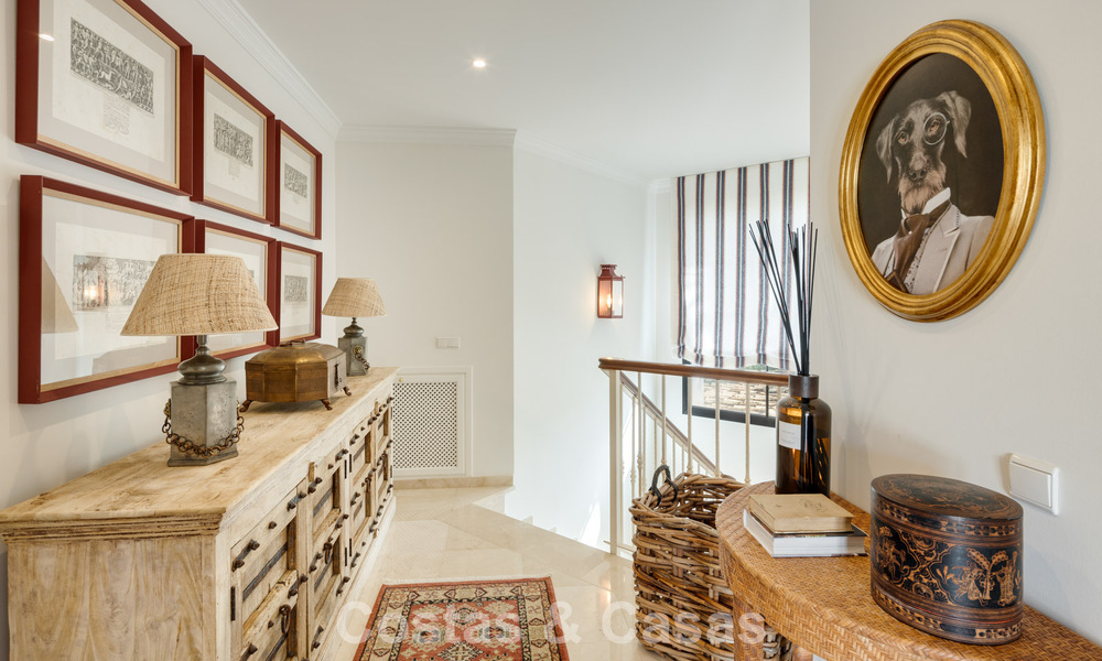 Instapklare luxevilla te koop grenzend aan een eersteklas golfbaan in La Quinta, Marbella - Benahavis 777078